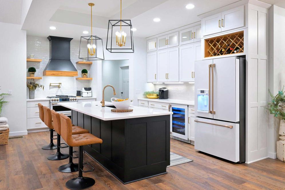 Modern Kitchen with white cabinets by Dutch Creek Kitchens